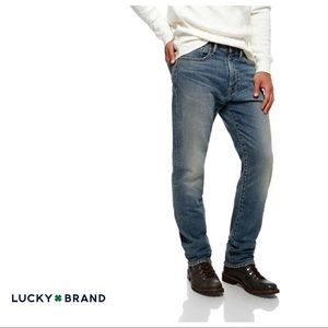 Lucky Brand 410 Athletic Fit☘️